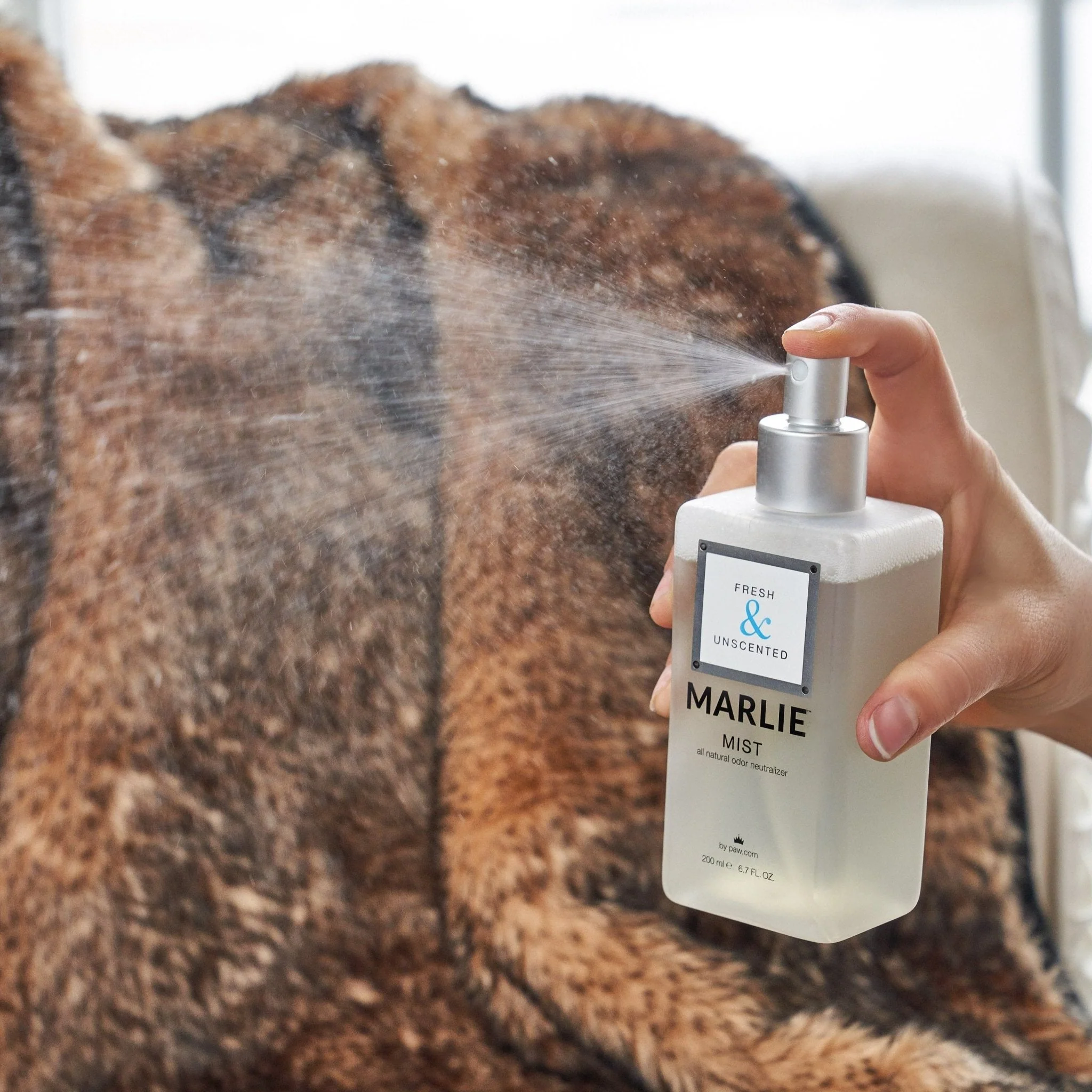 Marlie Mist Pet Odor Eliminator Spray with Essential Oils - Image 6
