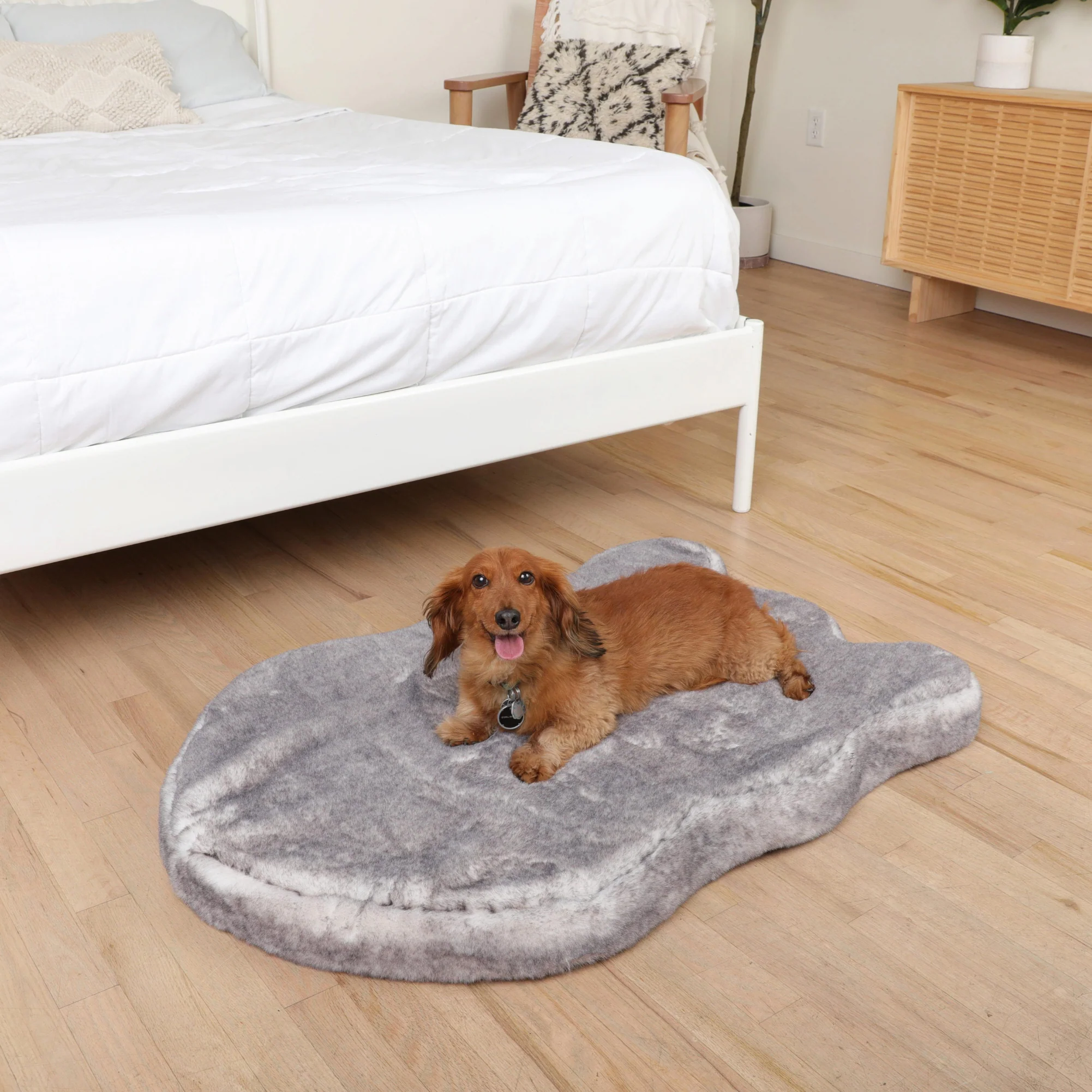PupRug® Luxe Faux Fur Orthopedic Dog Bed - Ultra Soft Chinchilla - Image 10