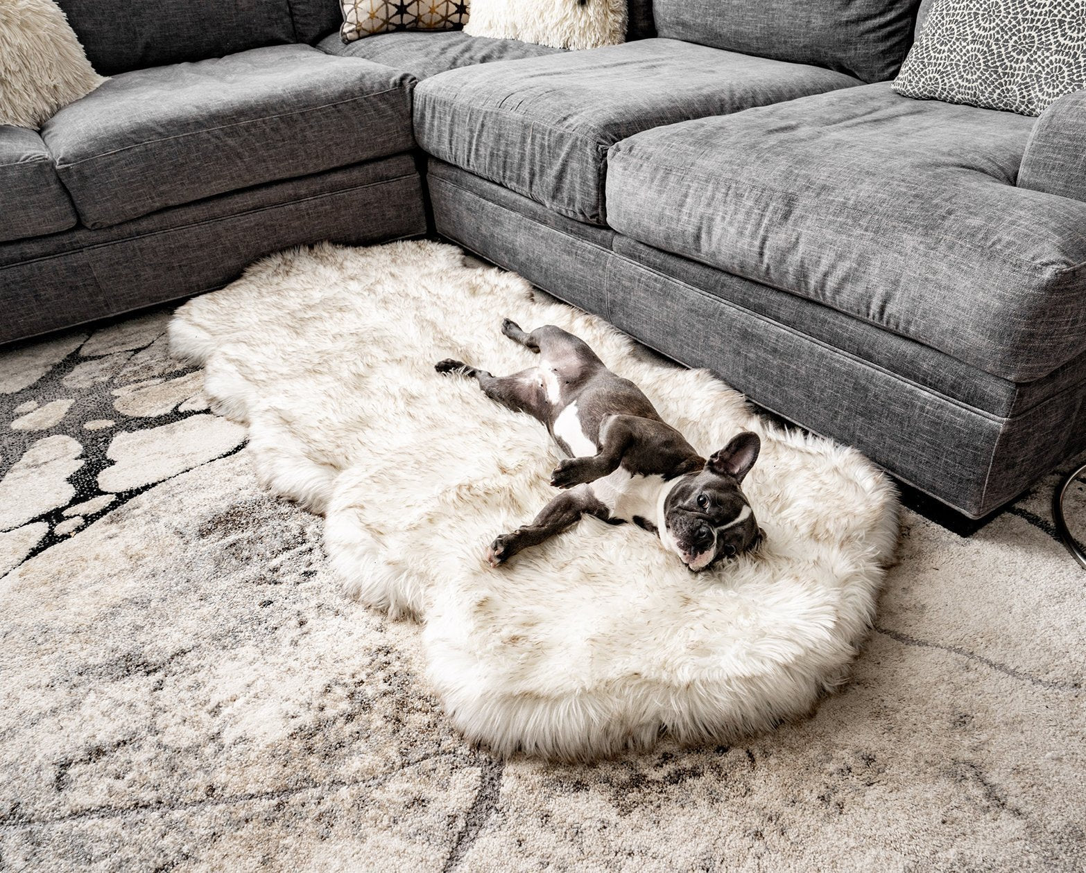 PupRug® Runner Faux Fur Memory Foam Dog Bed Cover - Curve White with Brown Accents (Bed Not Included) - Image 6