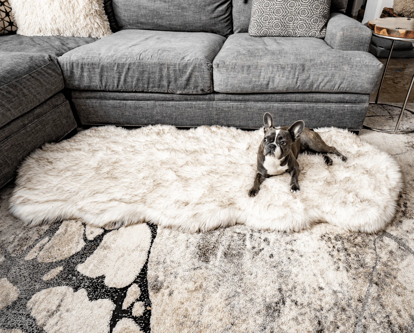 PupRug® Orthopedic Runner Bed + Matching Waterproof Blanket Bundle - White with Brown Accents - Image 5