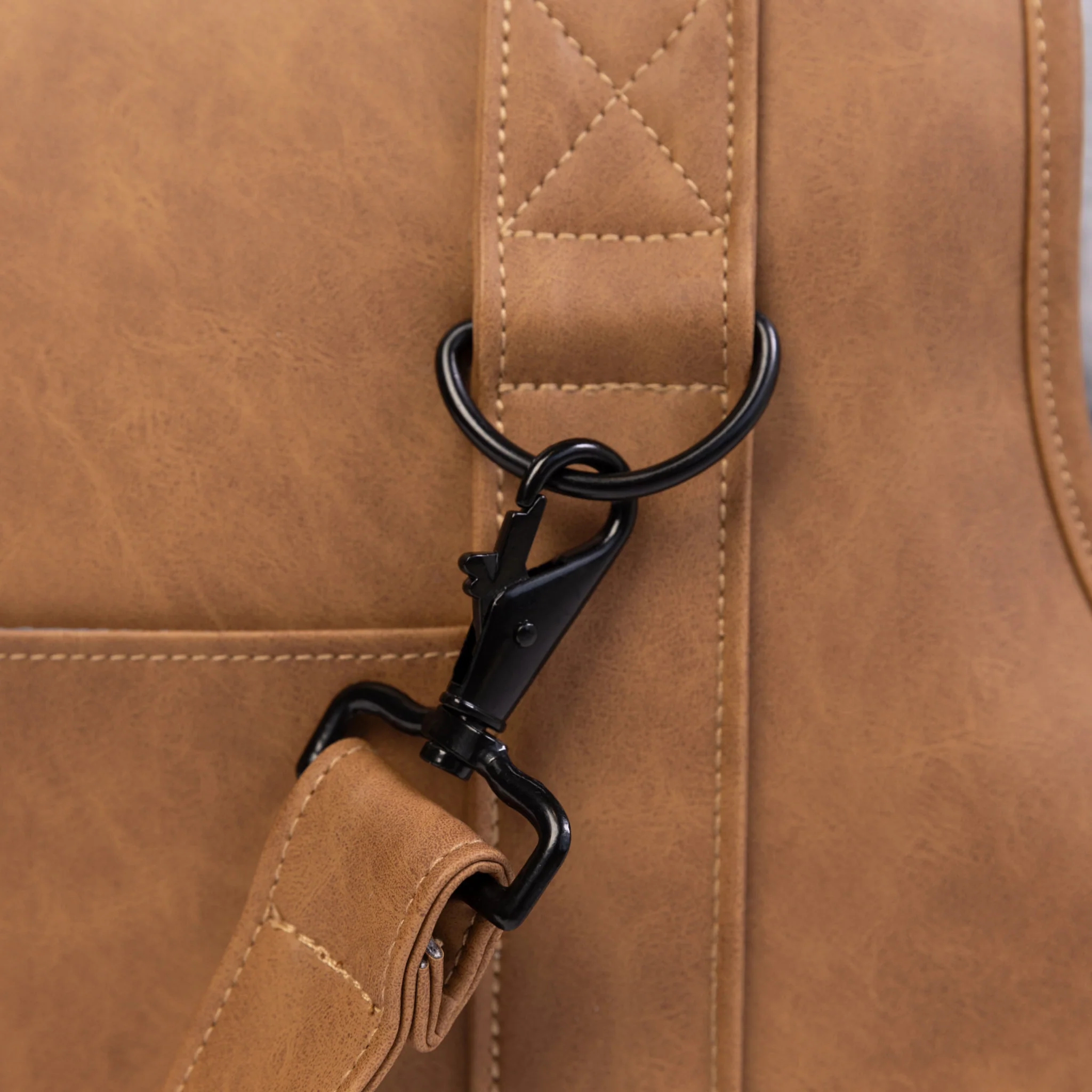 PupTote™ 3-in-1 Faux Leather Dog Carrier Bag 2.0 - Camel - Image 6